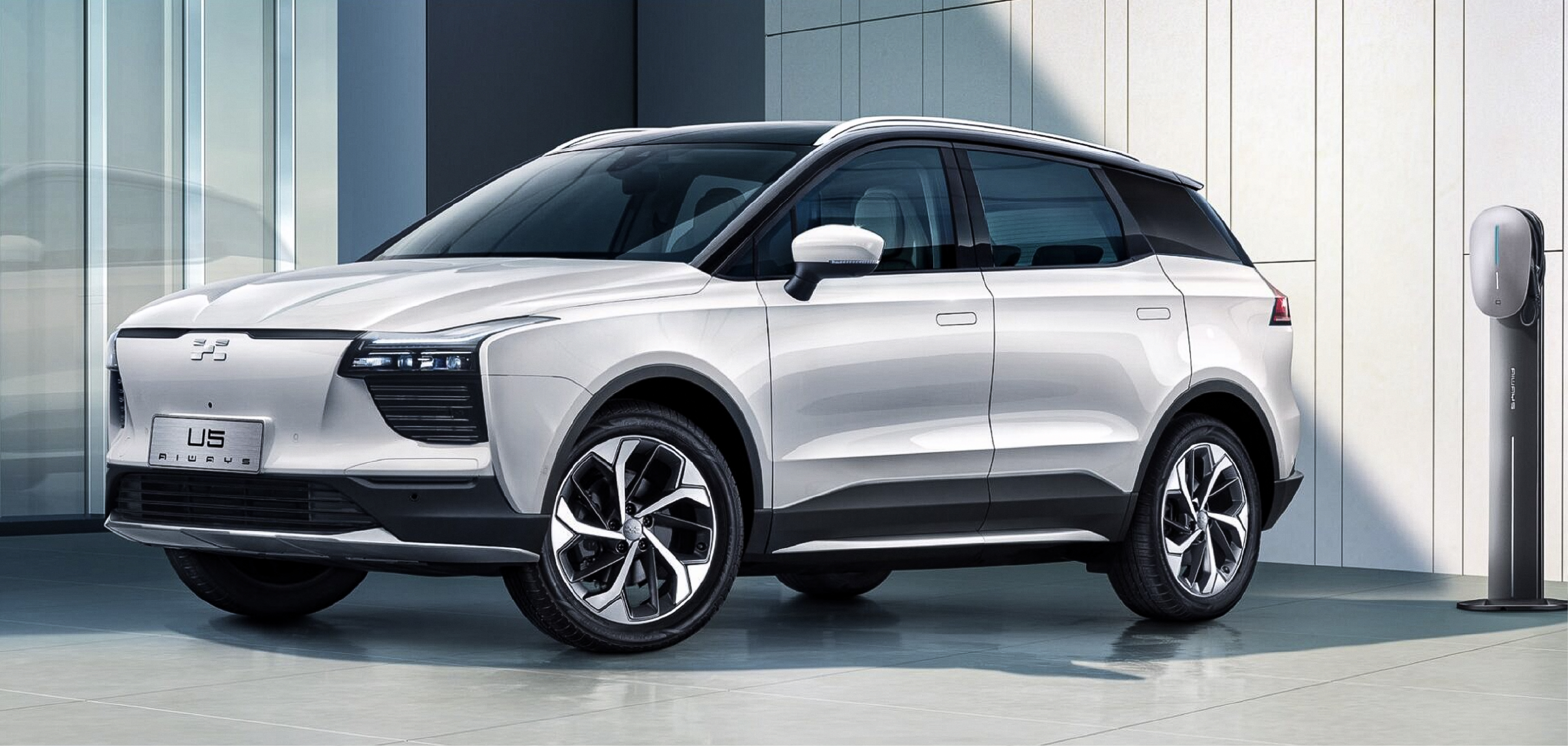 行业差异化消失，塑造品牌情感价值-爱驰汽车