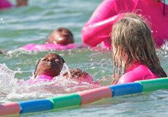 Thumbnail Port Alfred Survival swimming 5565